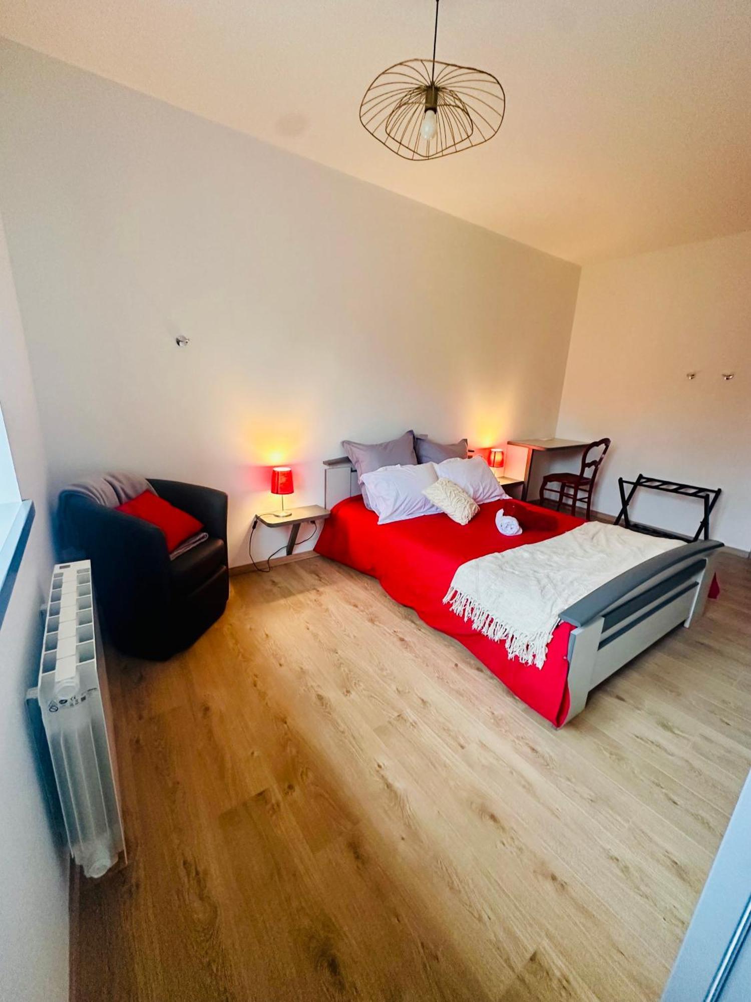 Chambres D'Hotes Les Vernayes Amplepuis Экстерьер фото